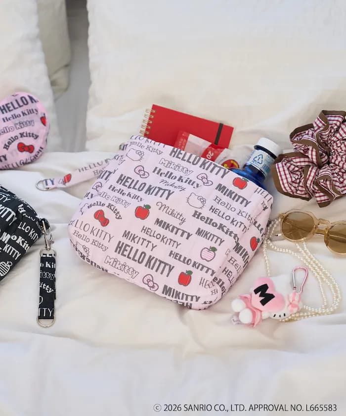 HELLO KITTY 全圖案 絎縫化妝包