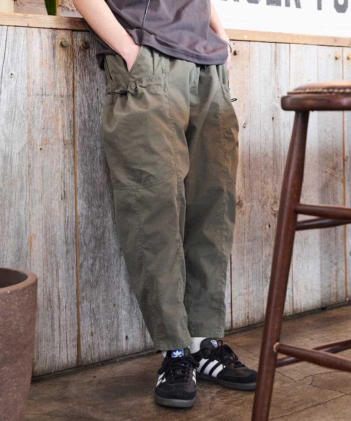 寬版桶形口袋繩鬆緩工裝褲 【限定展開】