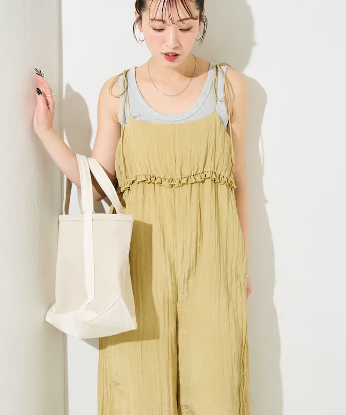 水洗加工荷葉邊蓬鬆吊帶褲【限定展開】