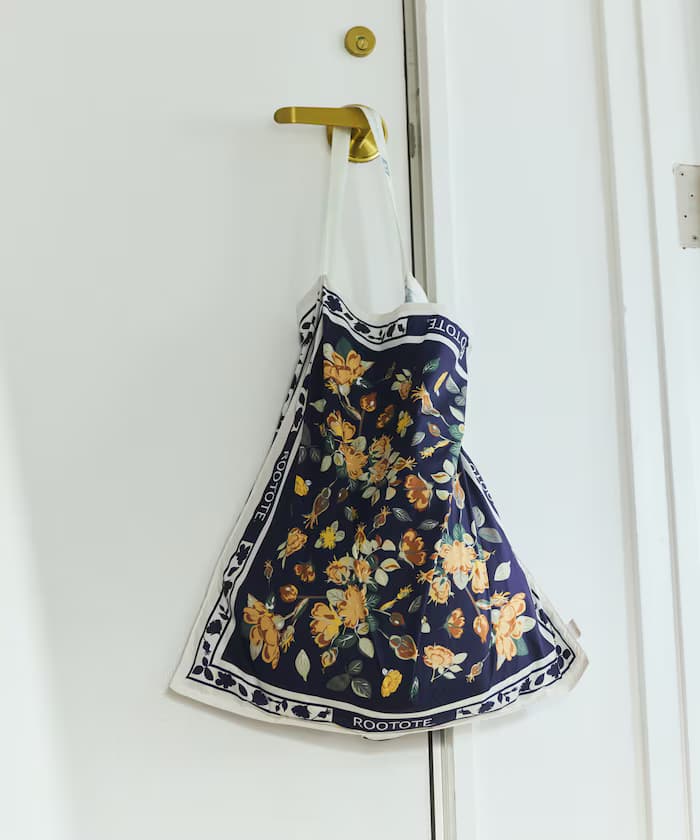 LT.TABLO 50 A 絲巾包包