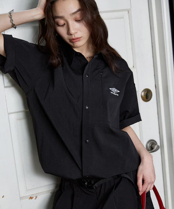 ＜機能性素材＞別注 一點LOGO標準領半袖襯衫 限定展開