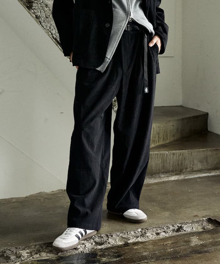 UMBRO 燈芯絨鬆緊褲子