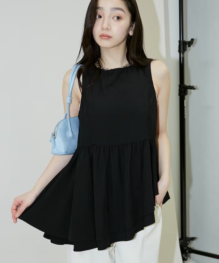 尼龍 Washer 不對稱罩衫 限定展開