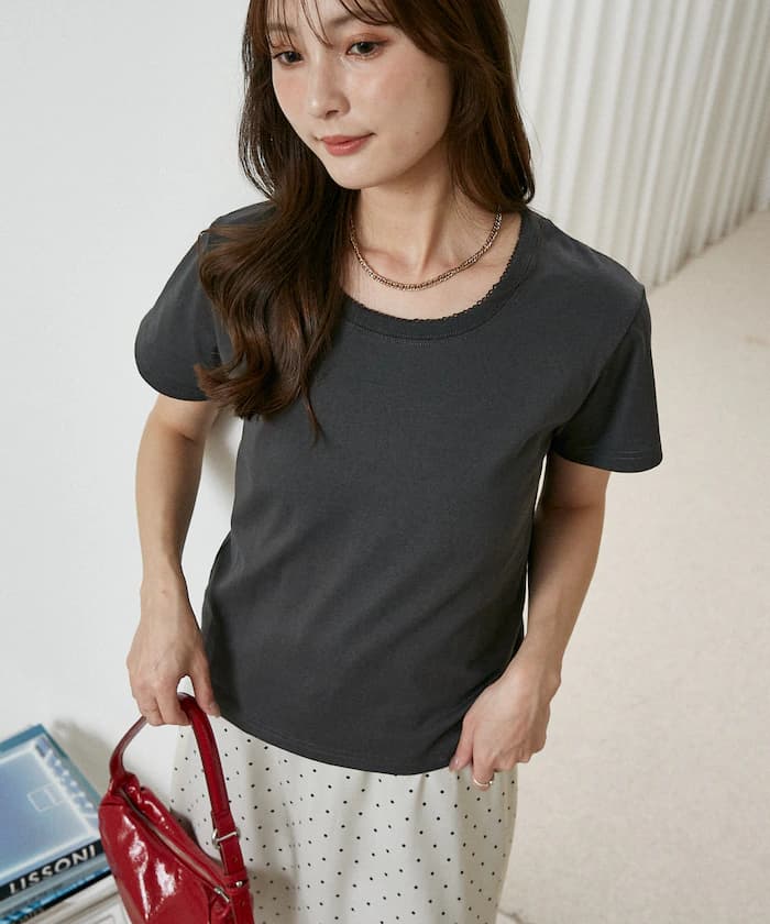 皮可蕾絲圓領 T恤 限定展開