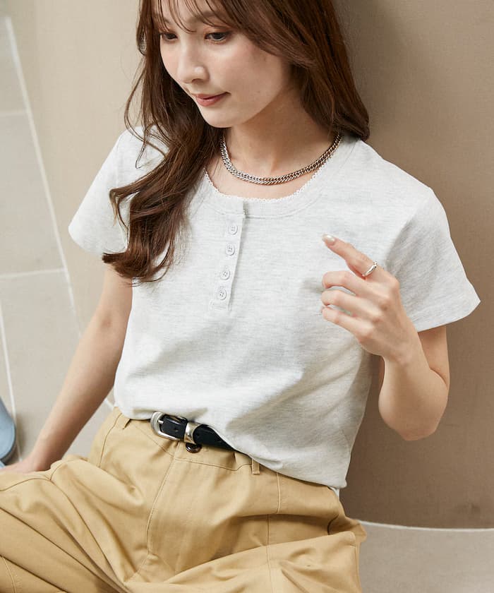 皮可蕾絲亨利領T恤 限定展開