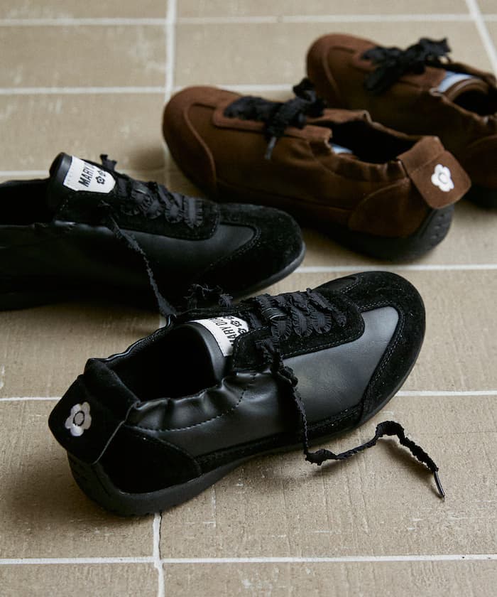 仿麂皮褶皺運動鞋 限定展開