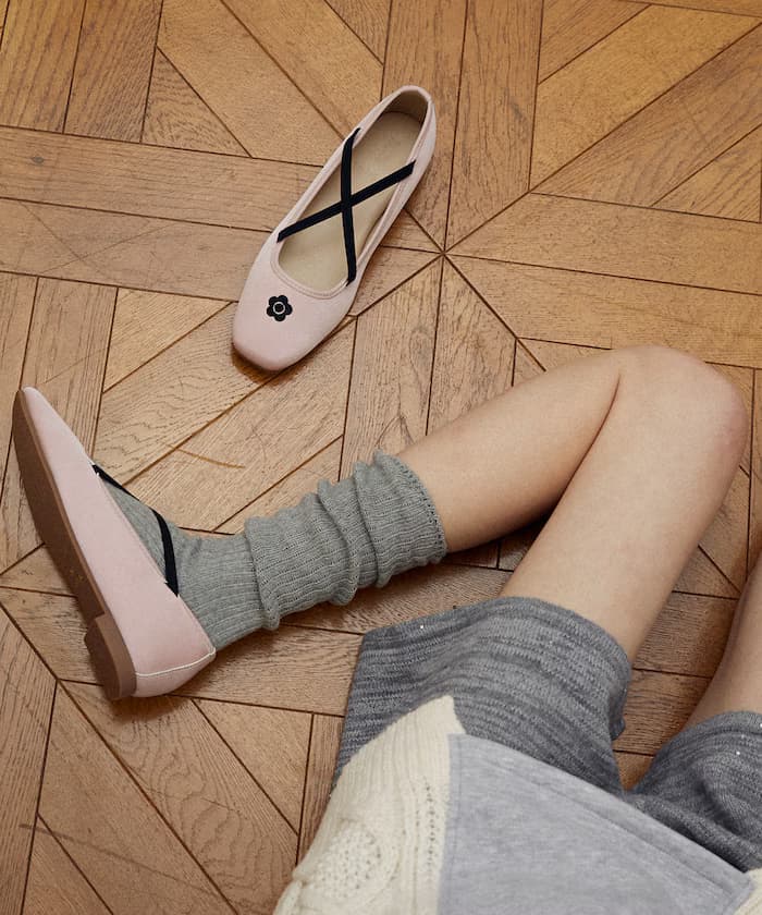 刺繡緞面芭蕾舞鞋 限定展開