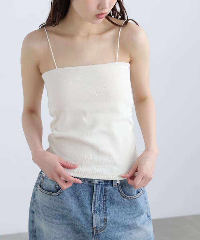 內衣杯細肩帶背心