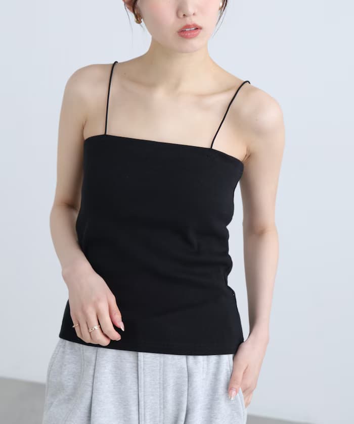 內衣杯細肩帶背心