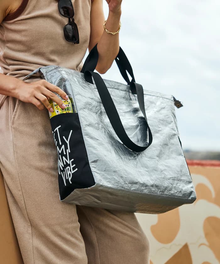 MESSAGE LOGO BIG PICNIC托特包